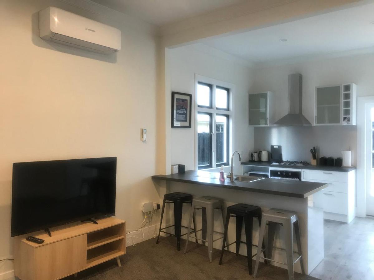 Te Waiharakeke Holiday Home Бленхайм Екстериор снимка